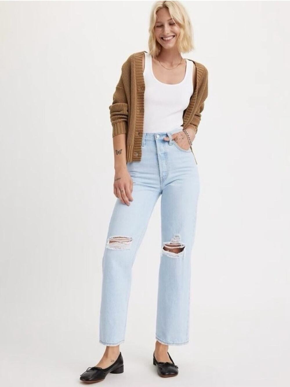 Levi’s Ribcage Straight Ankle Light Wash Distressed High Rise Jeans Size 26